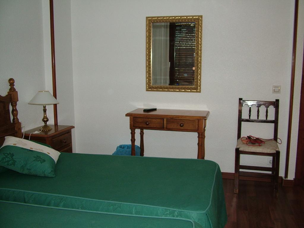 Hostal El Botero Кускуррита-де-Рио-Тирон Экстерьер фото